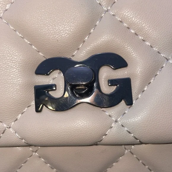 GILDA PARIS Quilted Crossbody Bag - Picture 6 of 8